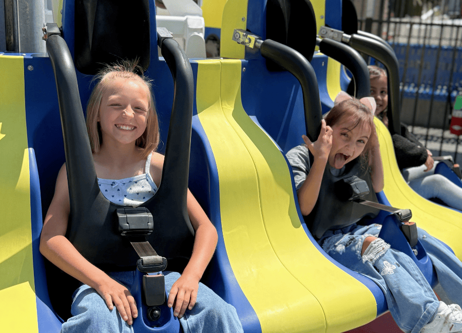 Boom Ride Examples Vertical Boom - Scandia Family Fun Center